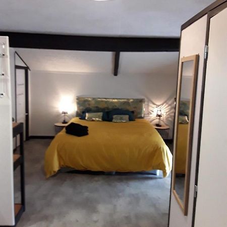 La Chambre D'A Cote Doulezon Kültér fotó